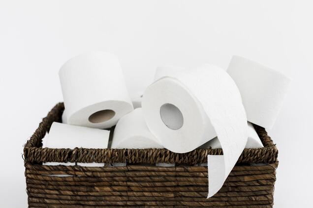 Что категорически нельзя вытирать бумажными полотенцами: неожиданный список