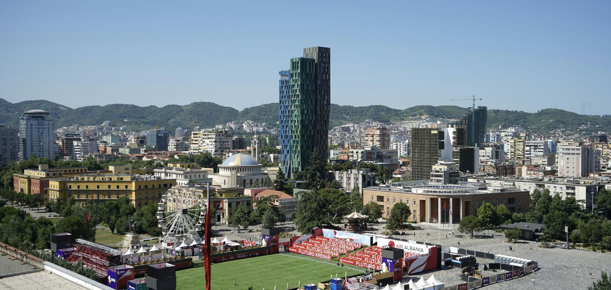 Є все для прекрасного відпочинку: туристам порадили недооцінену європейську столицю