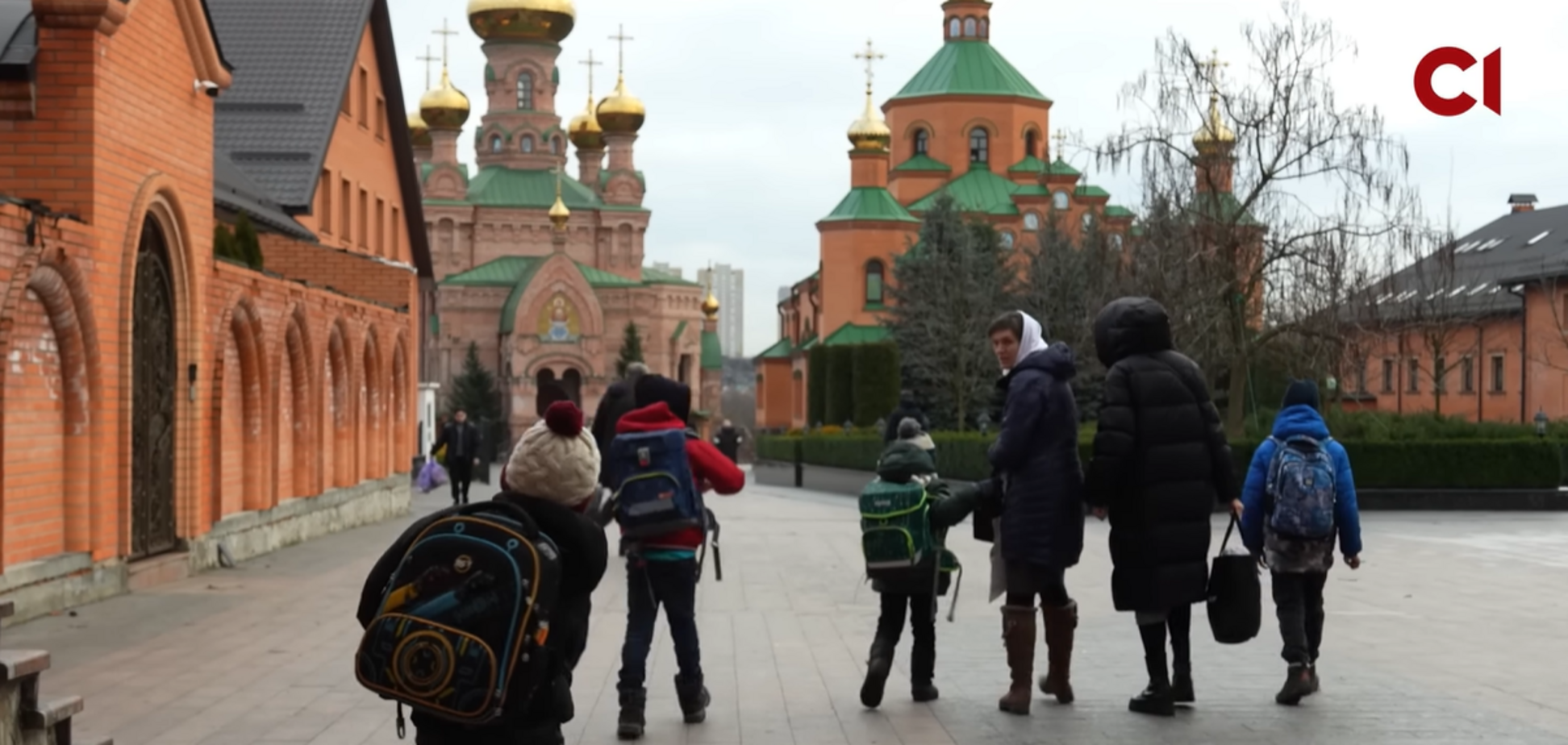 Директори тисяч шкіл в Україні навіть не здогадуються, де перебувають їхні учні