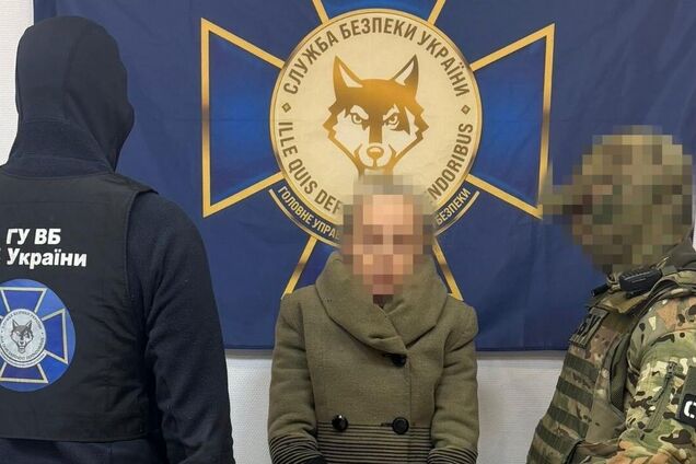 Вдавала, що вигулює собак: СБУ затримала агентку РФ, яка коригувала обстріли Одеси. Фото