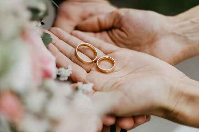 В Нидерландах суд аннулировал свидетельство о браке из-за речи на церемонии, созданной с помощью ChatGPT