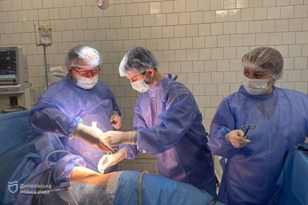 Свет исчезает – помощь нет: как работают больницы Днепра во время аварийных отключений