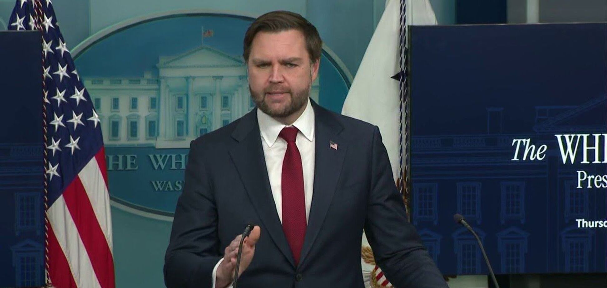 'Гренландія важлива для США і світу': Венс закликав ЄС серйозно ставитися до Трампа