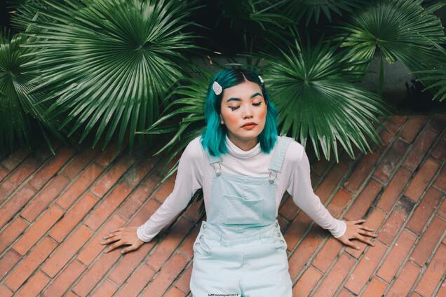 Минус 10 лет: какие цвета волос сделают вас моложе