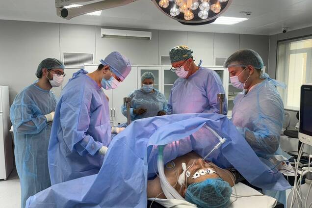 'Коли нирка починає працювати на операційному столі – цей момент не забуваєш ніколи' – Владислав Закордонець, трансплантолог МЦК