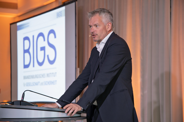 'Коли є воля до оборони': німецький експерт нагадав, як Україна показала Європі, що Росію можна зупинити