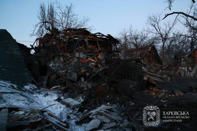 Ворог вдарив по селу на Харківщині: спалахнули магазини, є постраждалі