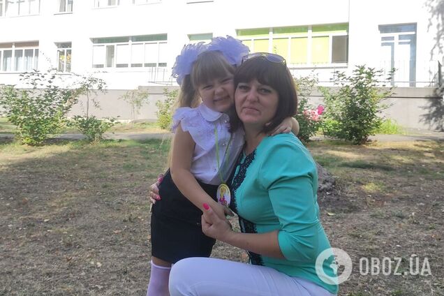 Переїхали в будинок на початку повномасштабної війни: у Слов'янську Росія вбила КАБом маму з донькою-школяркою