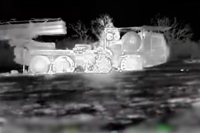 'Зрелище как в кино': украинские воины уничтожили РСЗО БМ-27 'Ураган', из которой враг вел огонь по Запорожью. Видео