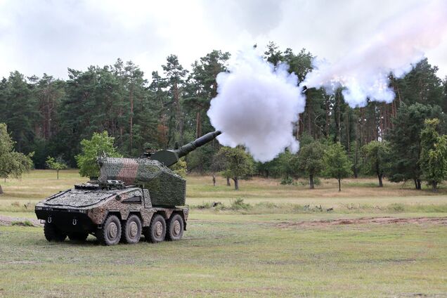 Британія замовить велику партію САУ RCH 155, які також чекає Україна: чому це не зрада