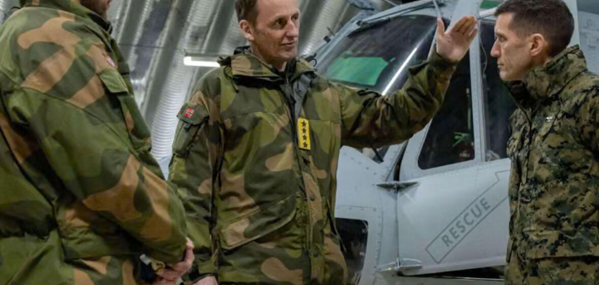 'Не исключаем такого варианта': главнокомандующий ВС Норвегии заявил о риске вторжения России