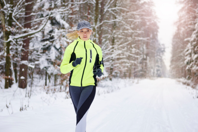 Як правильно одягатися для зимової пробіжки: щоб ноги не замерзли, а ви не перегрілися