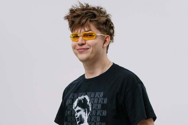 Автор хита 'Смарагдове небо' сделал предложение любимой: как выглядит невеста 24-летнего DREVO. Фото