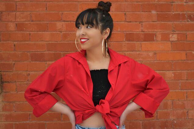 Як зробити, щоб червона помада трималася весь день: 4 хитрощі візажистів