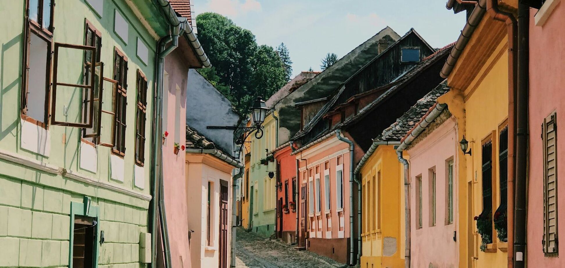 Влюбляют в Европу: путешественник назвал 5 лучших городов Старого Света