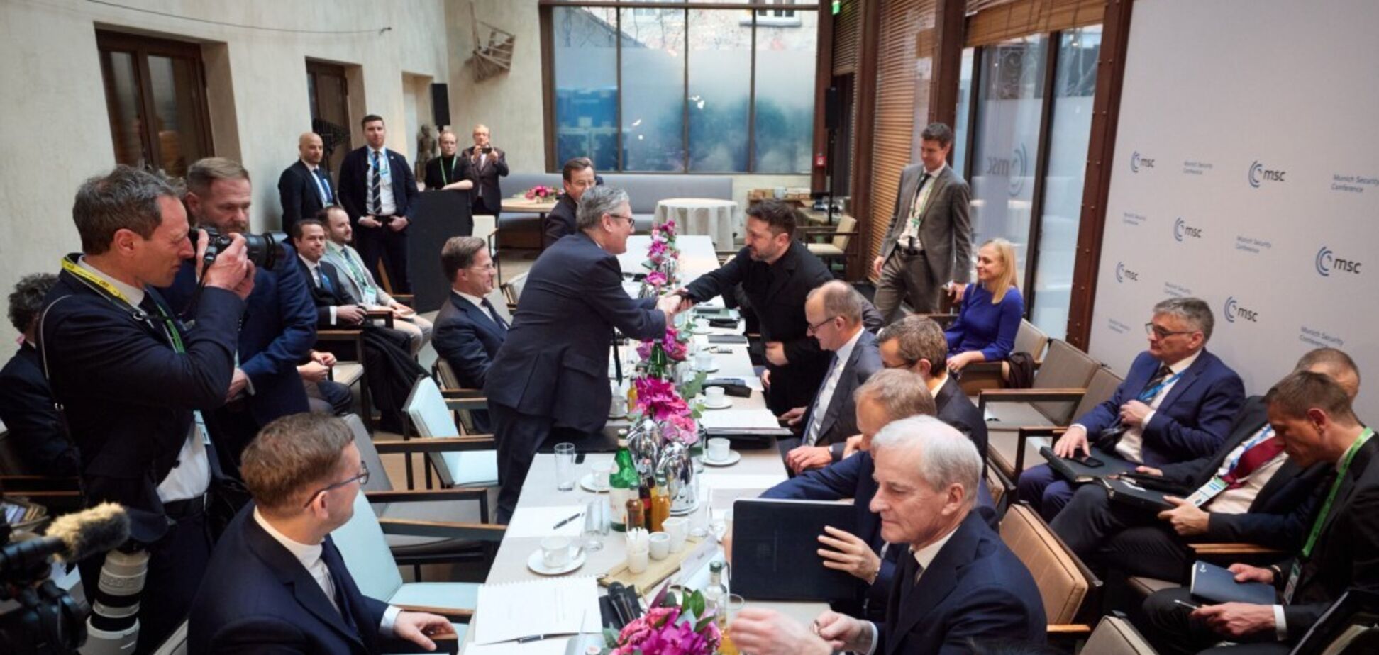 'Максимальні пакети підтримки': Зеленський підбив підсумки зустрічі в Берлінському форматі. Фото й відео