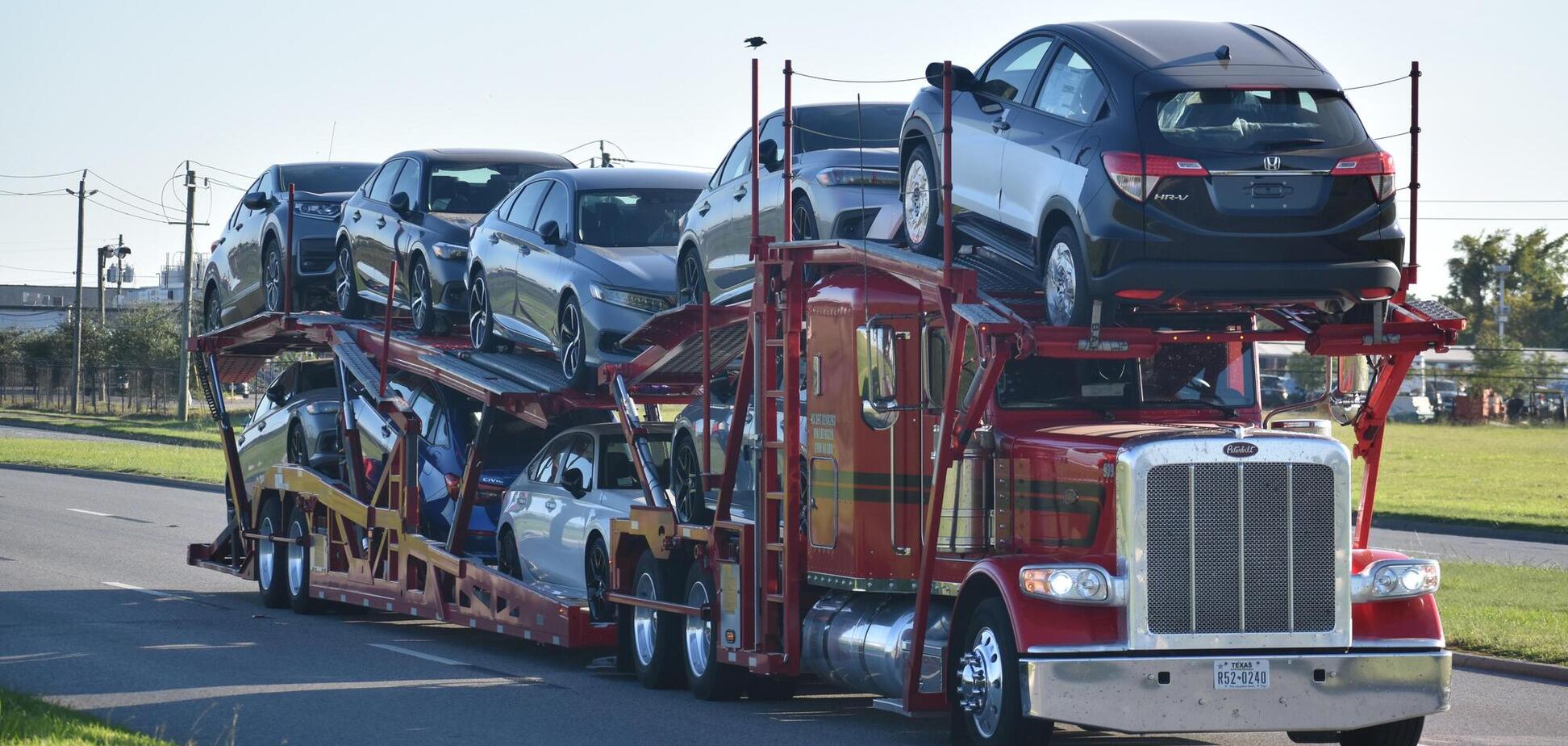 Иллюстрация - автовоз