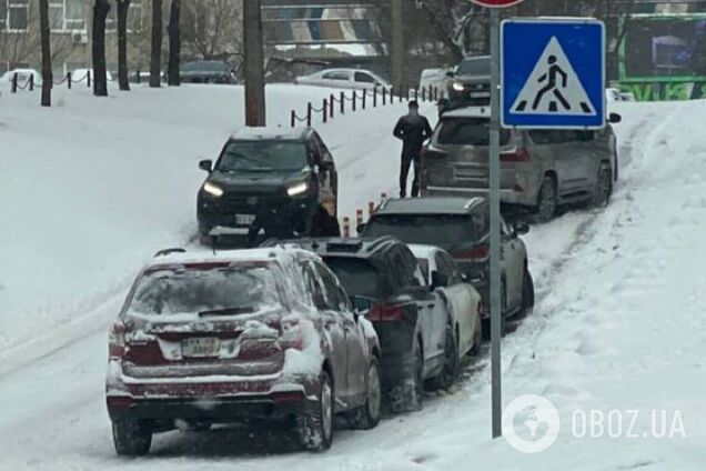 Снегопад остановил Киев: зафиксированы многочисленные ДТП и многокилометровые пробки. Подробности, фото и видео