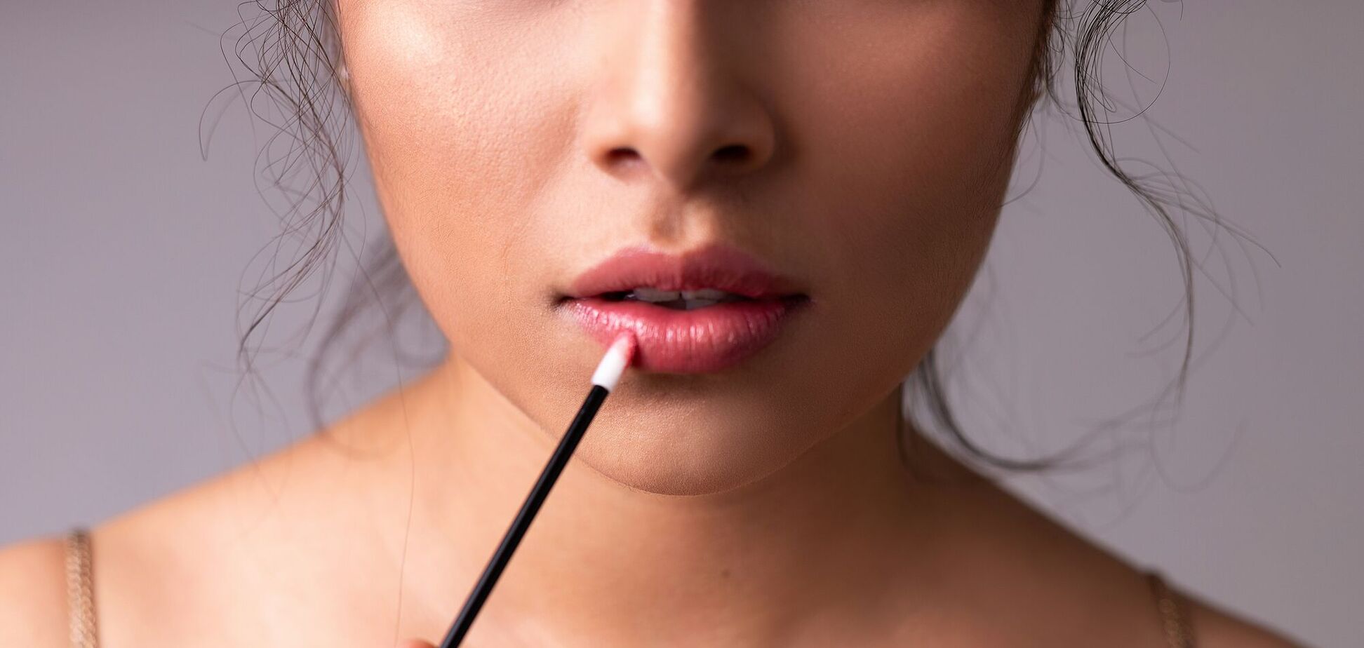 Помада вийшла з моди: чим фарбувати губи у 2026 році