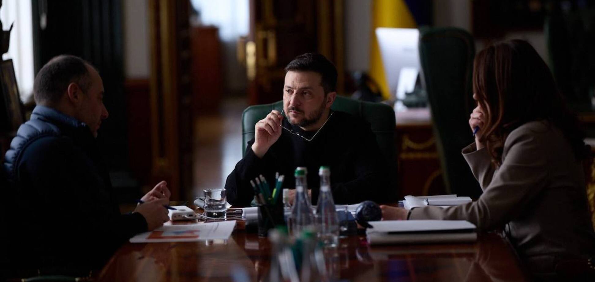 Зеленский провел совещание со Свириденко и Кубраковым: какие приоритетные шаги в энергетике определили. Фото