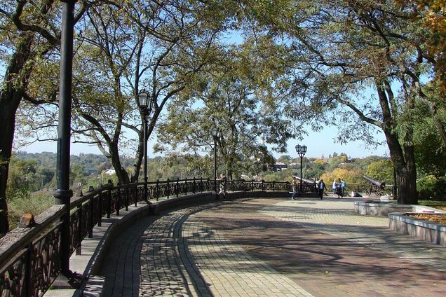 На Валу не было пушек: каким Чернигов был в 40-х. Фото