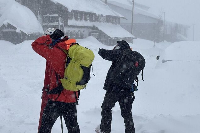 Смертоносная лавина: в горах Калифорнии погибли восемь лыжников, шестерых спасли