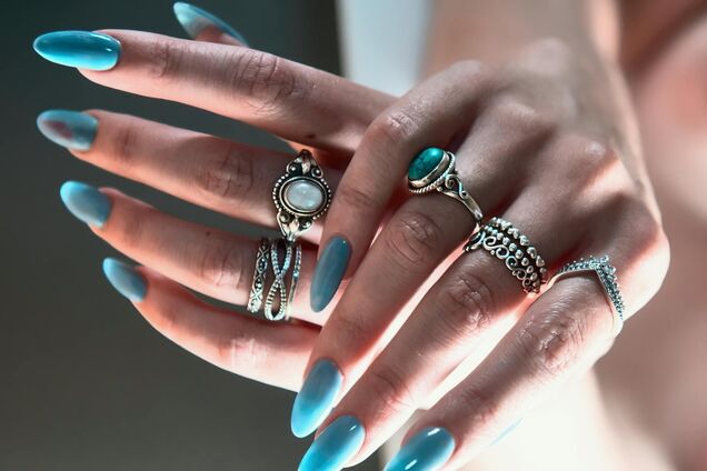 Вічна класика: який манікюр підійде на будь-яку подію. Фото