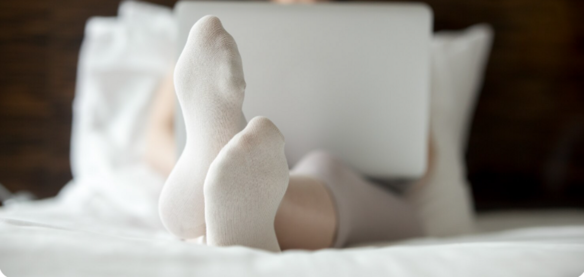 Как сделать носки белоснежными без отбеливателя: простой лайфхак