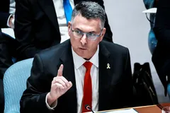 'Судно еще не зашло в порт': в Израиле обиделись из-за скандала с ворованным украинским зерном. Видео