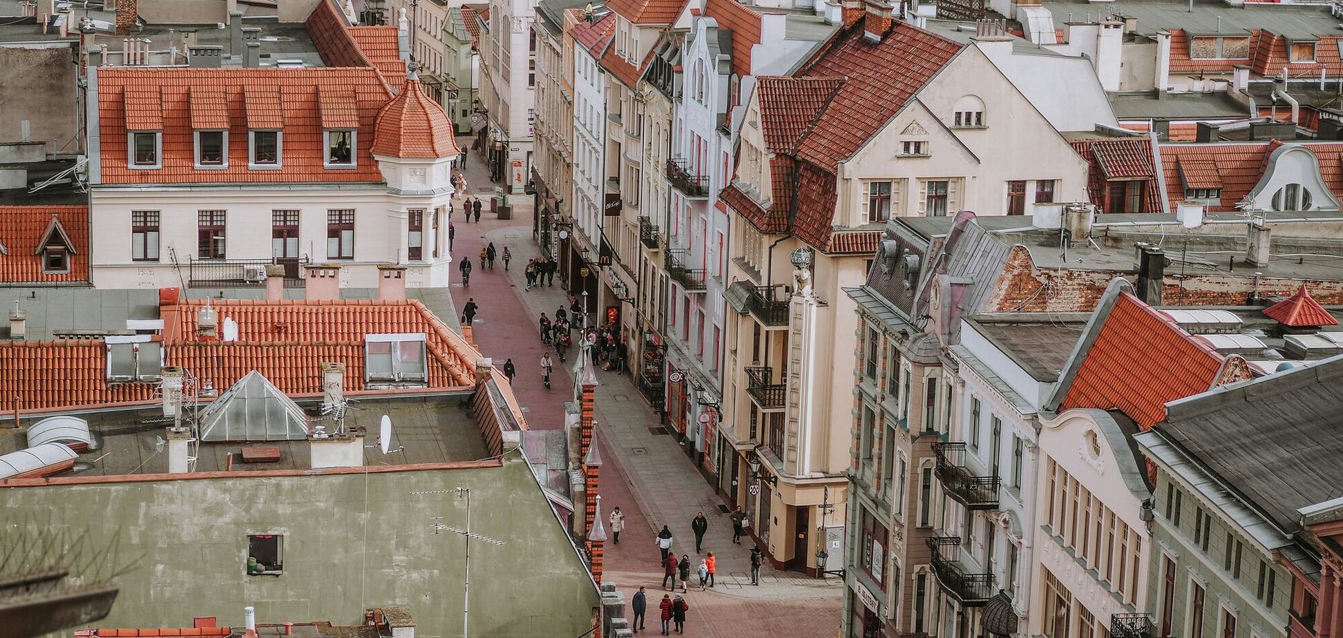 Сказочный город, не испорченный туризмом: куда поехать в Польше