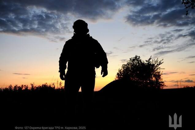 Сильна країна — це країна, яка береже своїх героїв живими, а не красиво їх ховає