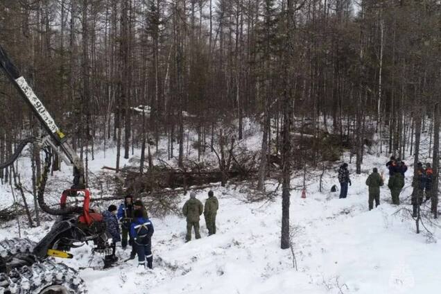 У РФ розбився вертоліт із правоохоронцями: всі троє загинули. Фото