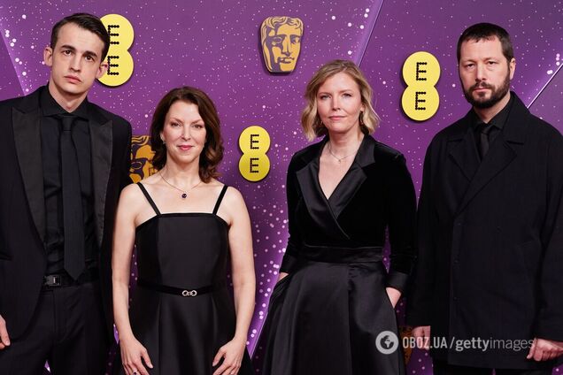 Украинская делегация в 'траурных' образах мощно обратилась к миру с красной дорожки BAFTA на фоне проигрыша российскому фильму. Фото