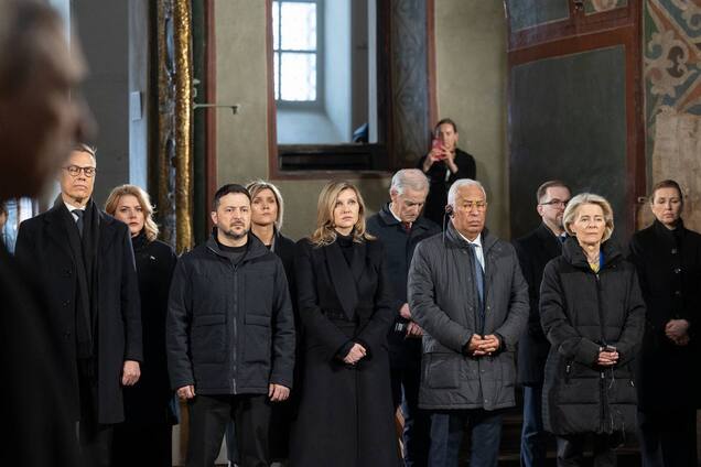 Зеленський разом з іноземними гостями взяли участь у молитві за Україну. Відео