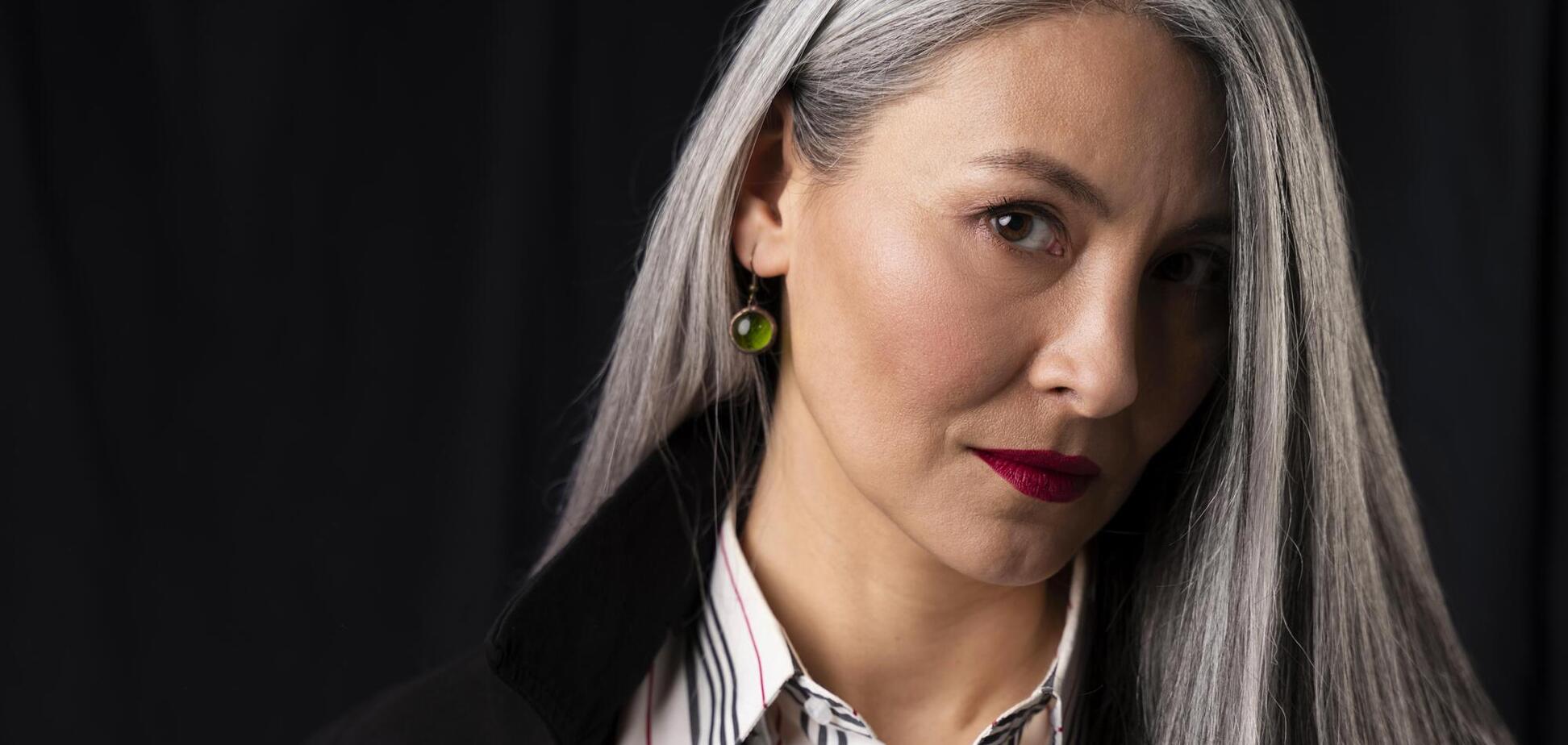 Які помилки в макіяжі роблять жінки після 50: це одразу додає віку