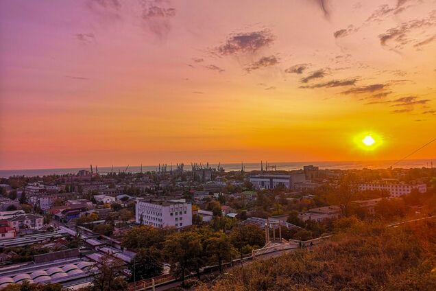 На честь льотчиці, прах якої ніс Сталін: як Бердянськ називався за часів СРСР