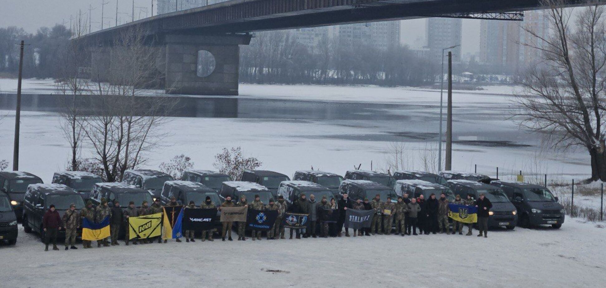 MK Foundation передал Силам обороны Украины 50 автомобилей: транспорт уже работает на передовой