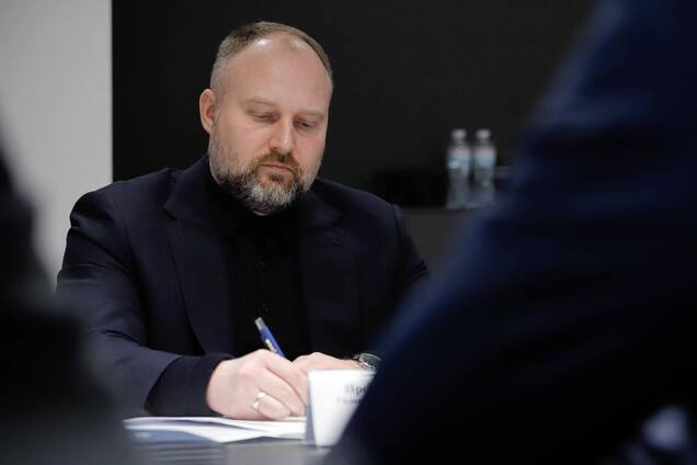 'Довкола світу за 70 днів': медіа розкрили, як очільник Держфінмоніторингу Пронін гальмував справу 'Мідас' і ховався від скандалів у відрядженнях