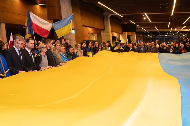 В Гданьске открылась выставка 'Мариуполь. Путь памяти и мечты' при партнерстве Фонда Рината Ахметова