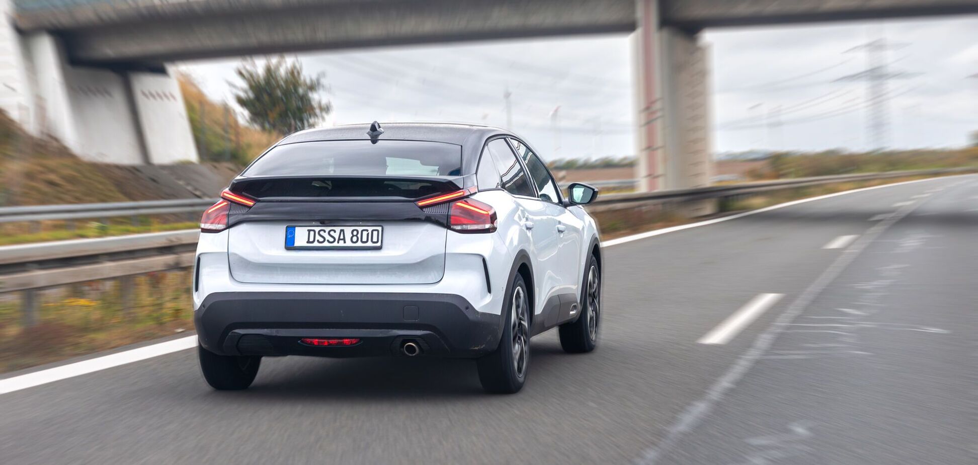 Українцям у Німеччині доведеться перереєструвати авто