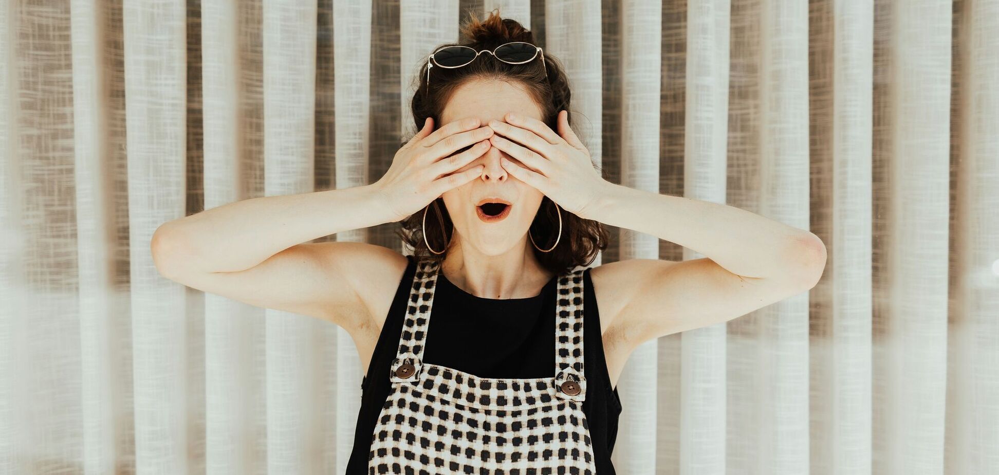 Заплющи чи заплющ? Як сказати правильно