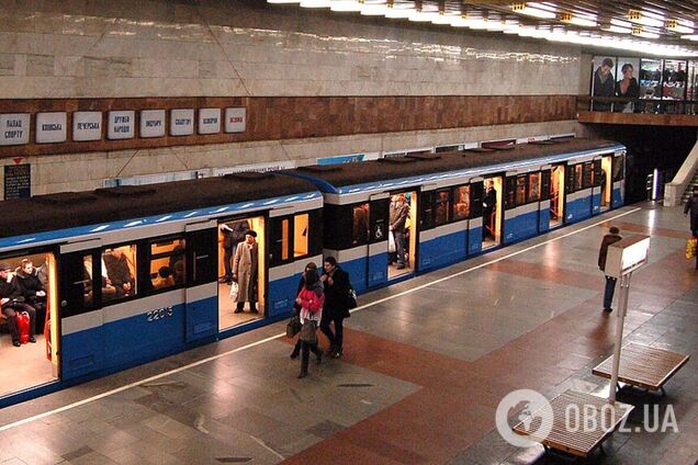 В Киеве на станции метро 'Позняки' умер пассажир. Подробности трагедии