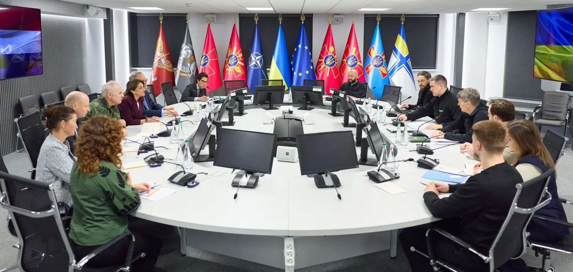 Україна масштабує Лінію дронів разом із Нідерландами: Федоров розповів подробиці. Фото, відео