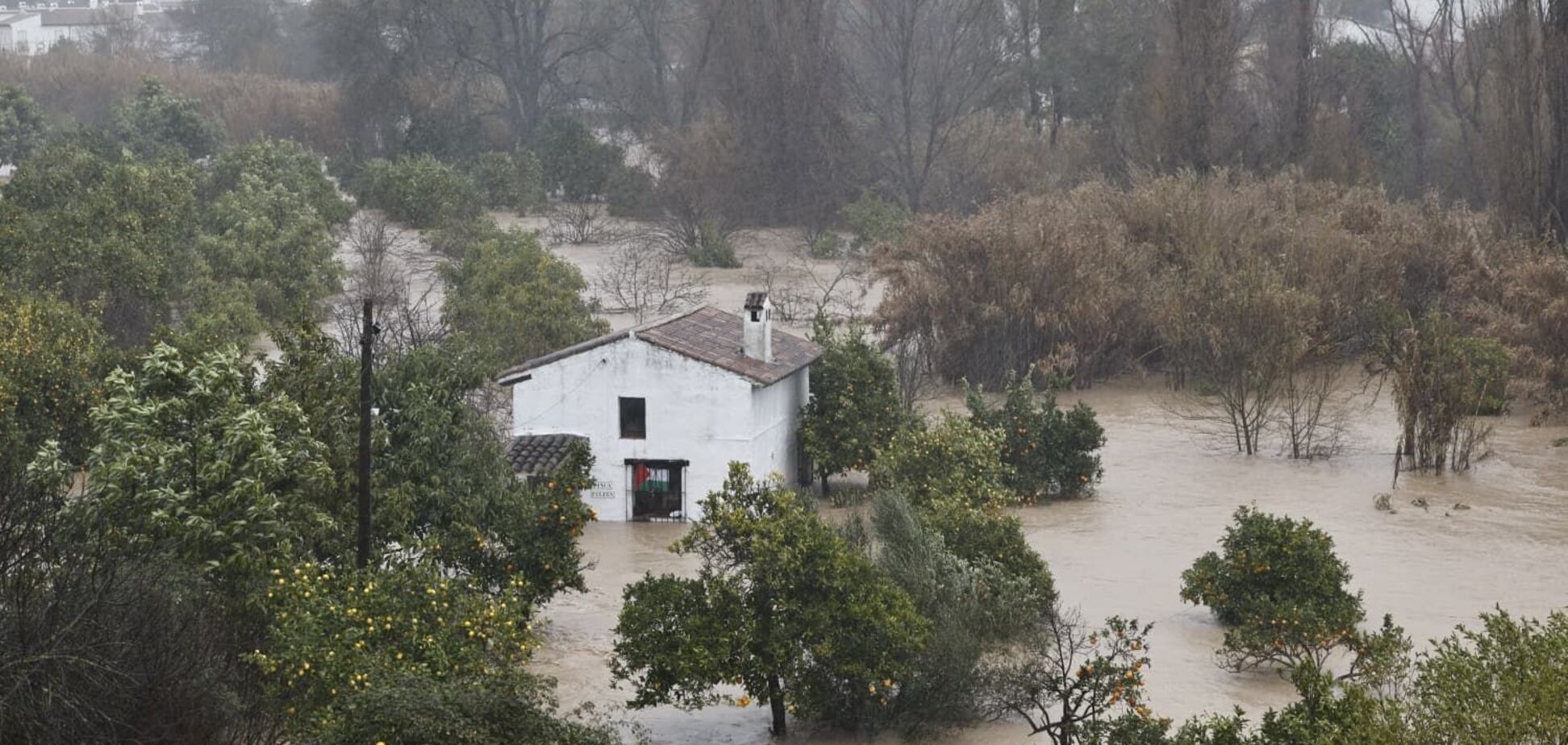 Руйнівні шторми охопили Середземномор'я: вчені з'ясували причину негоди