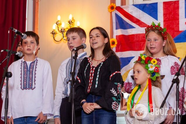 Украинская детская группа в Британии выпустила свой первый клип: деньги от релиза дети передадут на нужды 'Охматдета'
