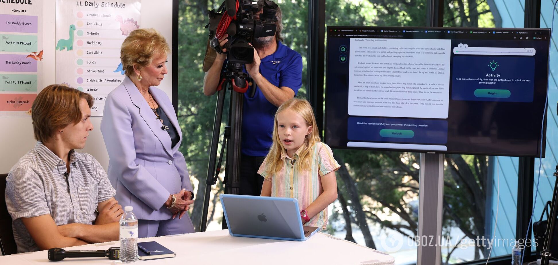 Навчання коштує $65 тисяч і триває лише 2 години на день: у Кремнієвій долині відкрили приватну школу, де вчителів замінив ШІ