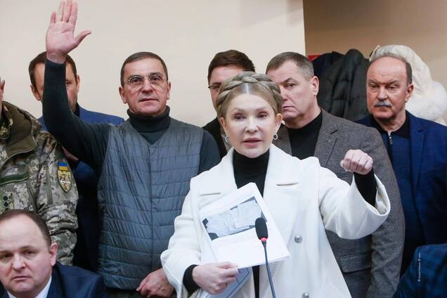 Юлия Тимошенко с соратниками подала жалобу в Высший совет правосудия на судью Дубаса