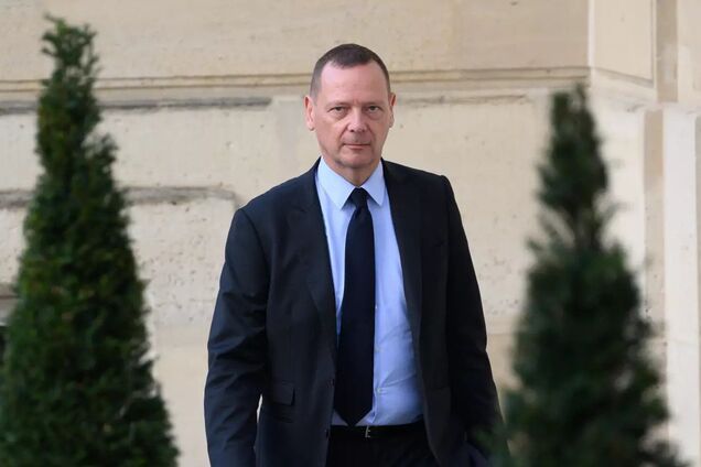 Советник Макрона тайно ездил в Москву и провел ряд встреч – Reuters