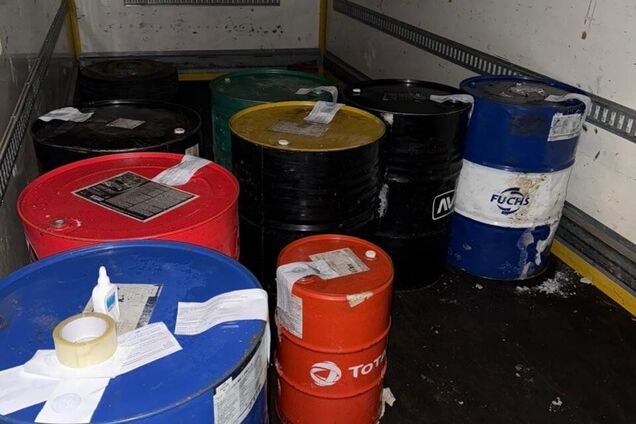 Разоблачили схему хищения горючего в пограничной службе Украины