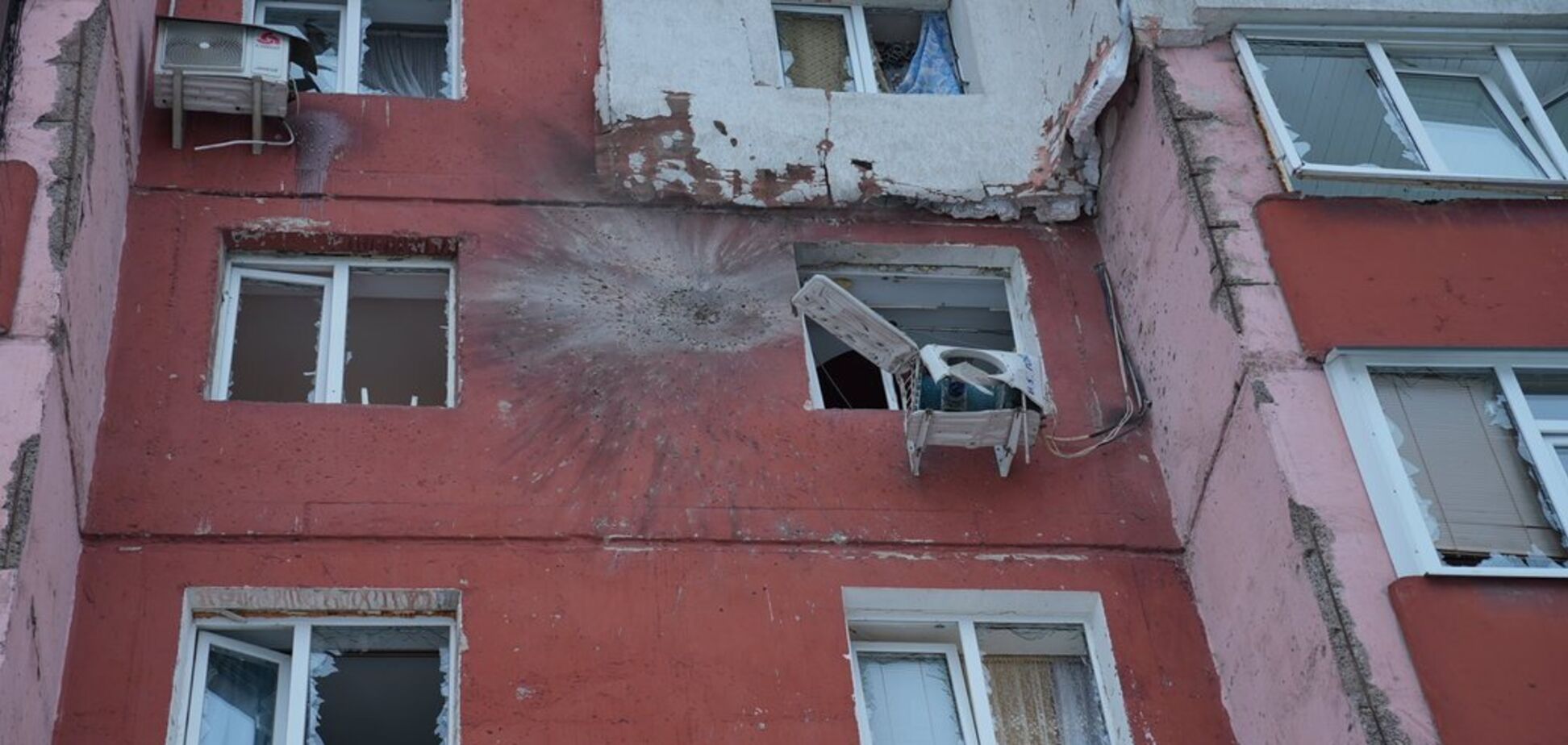 'Очень большой взрыв был, дом качнуло': жительница Сум рассказала о вражеской атаке. Видео